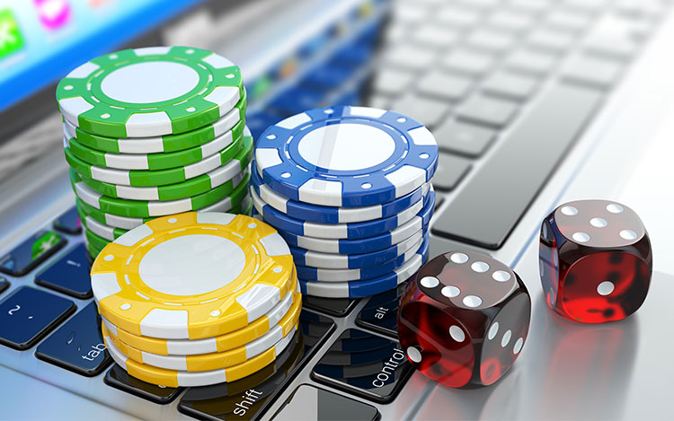 Hvad er fordelene ved at spille casino-spil online?